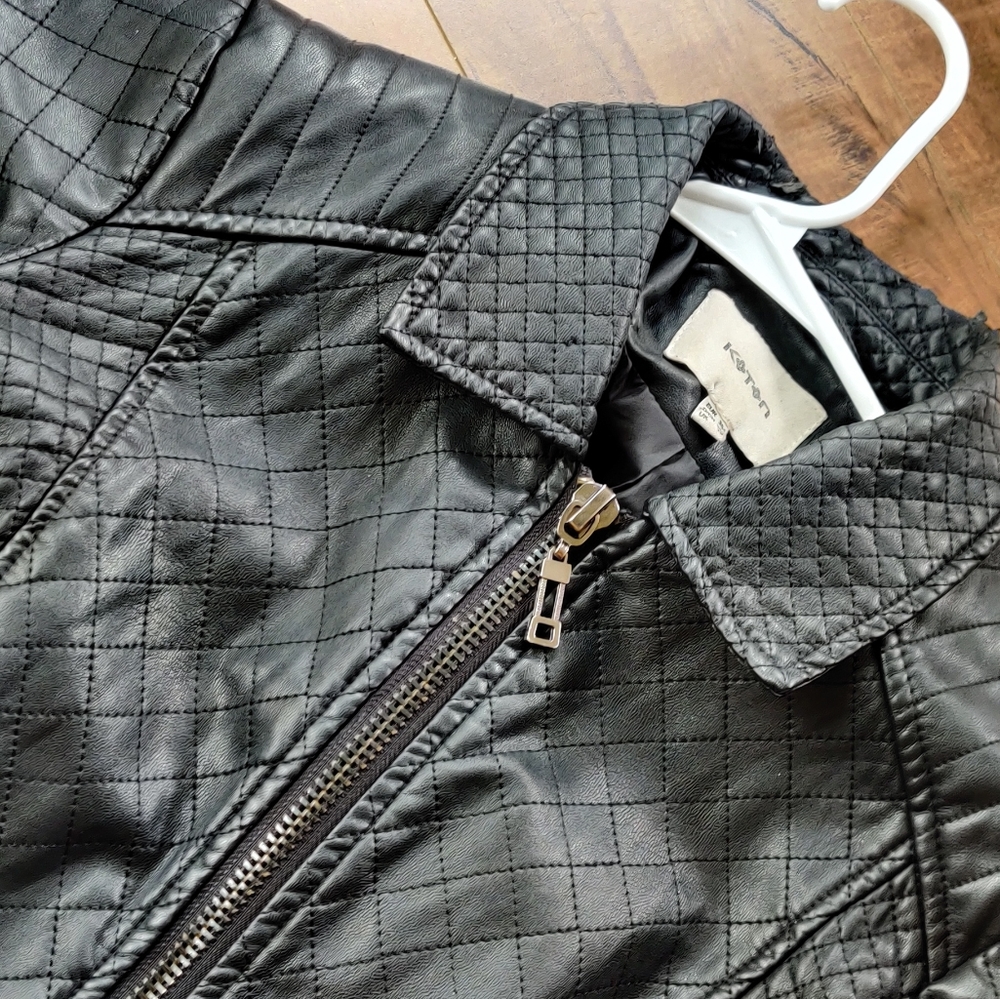 Leather Jacket - Picture 3 of 3